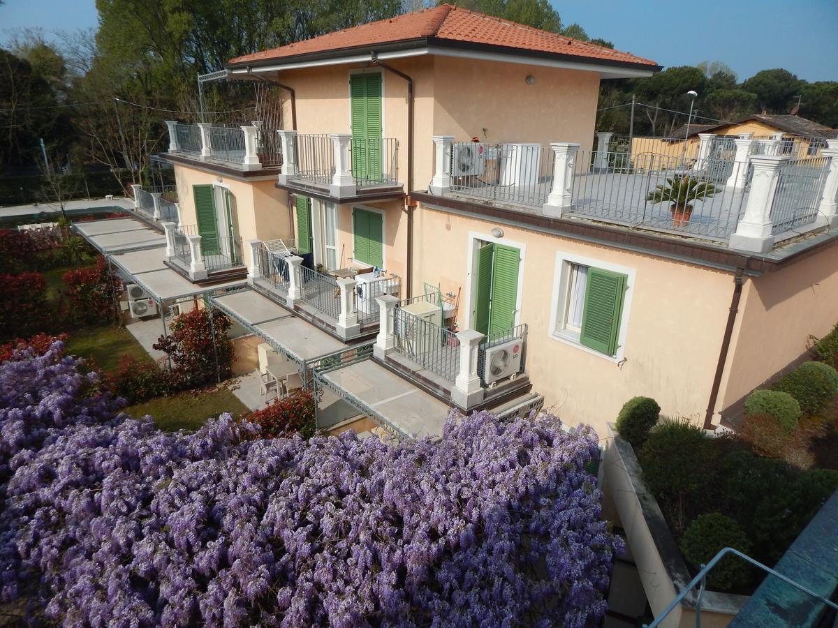 Апарт отель Rta La Pergola Марина-ди-Масса Экстерьер фото